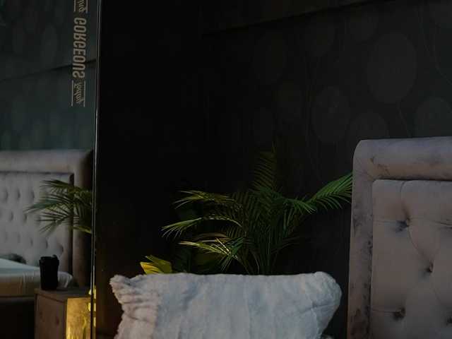 CelineHeaven live cam on BongaCams