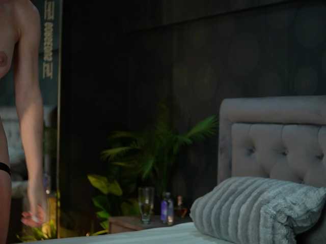 CelineHeaven live cam on BongaCams