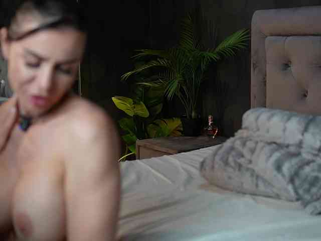 CelineHeaven webcam