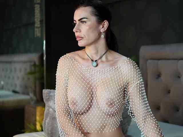 CelineHeaven webcam