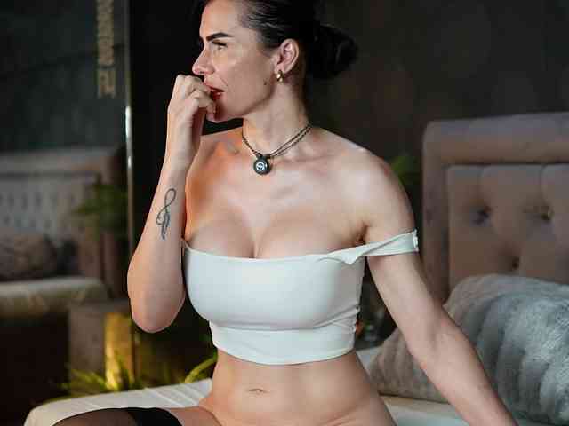 CelineHeaven webcam