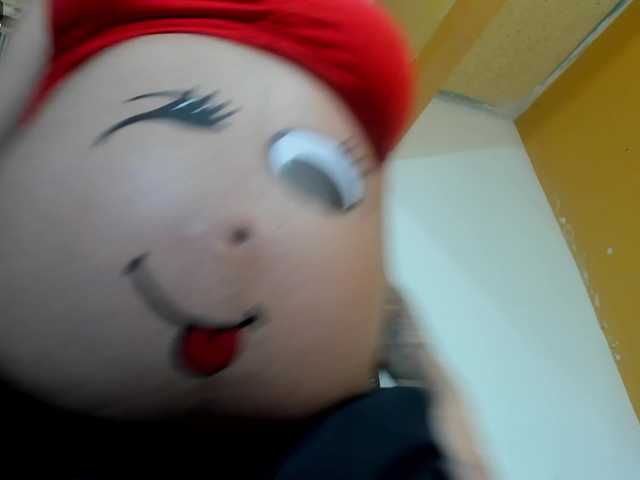 miaapons live cam on BongaCams