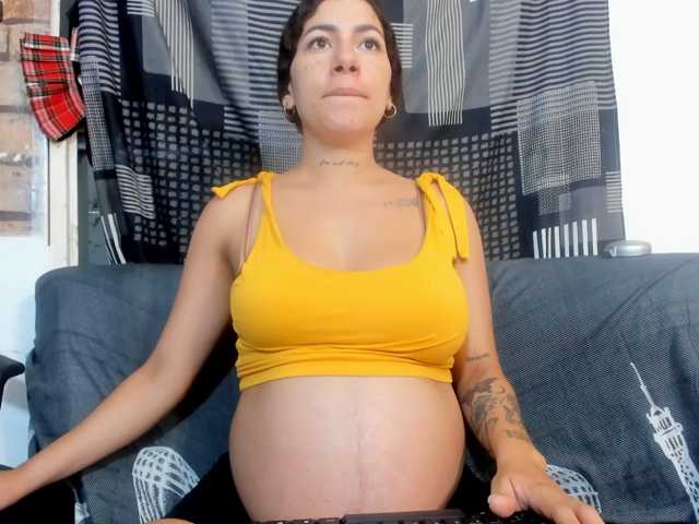 miaapons live cam on BongaCams