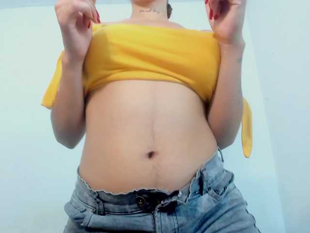 miaapons live cam on BongaCams