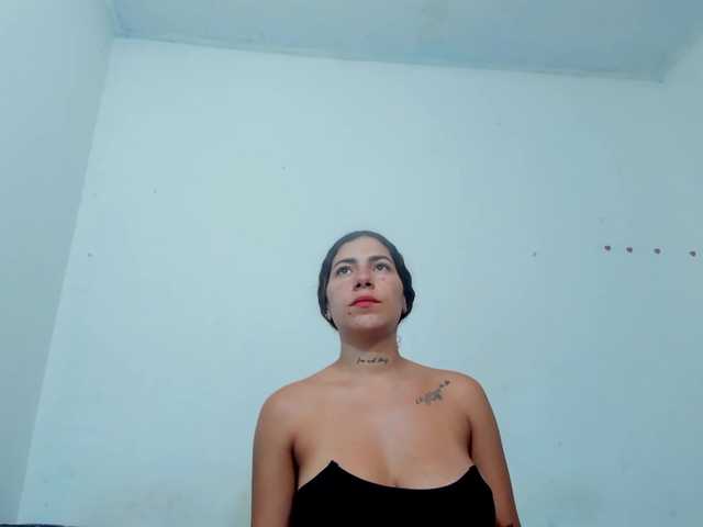 miaapons live cam on BongaCams