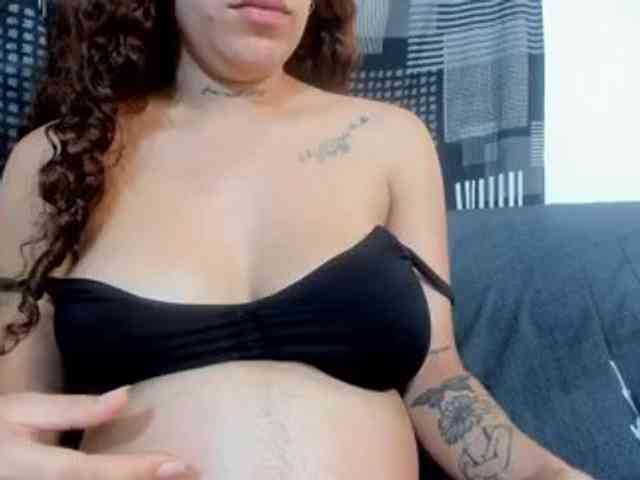 miaapons webcam
