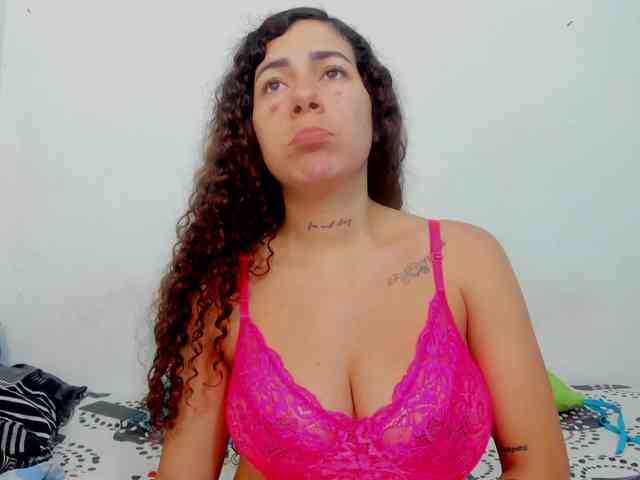 miaapons webcam