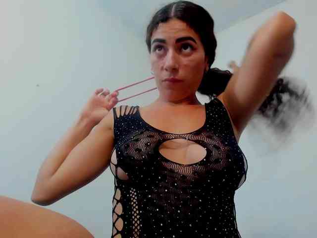 miaapons webcam