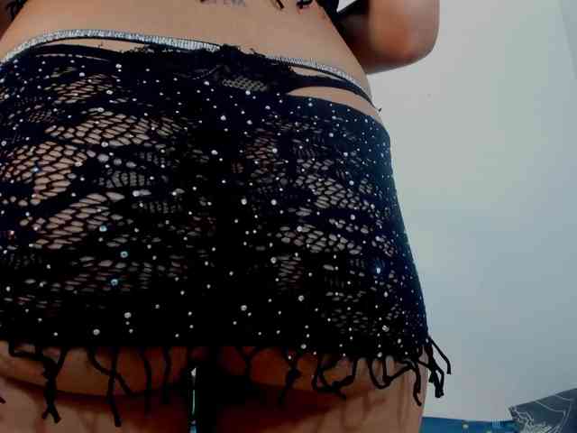 miaapons webcam