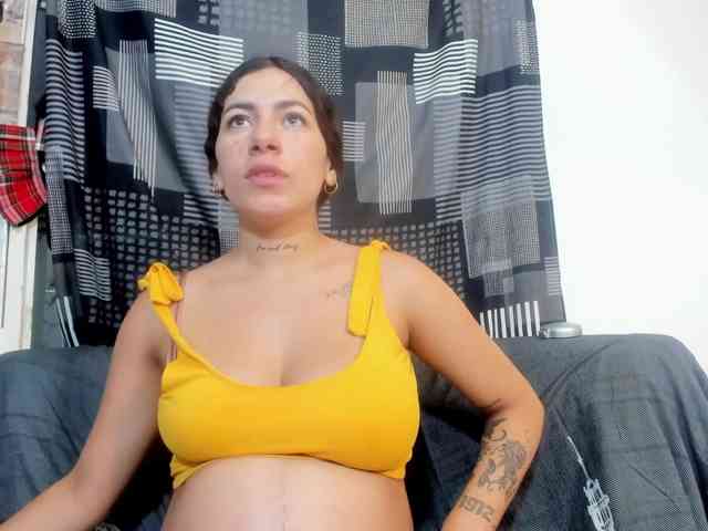 miaapons webcam