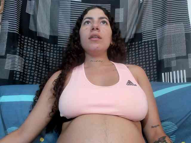 miaapons webcam