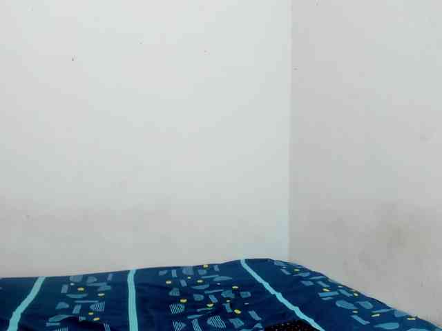 miaapons webcam