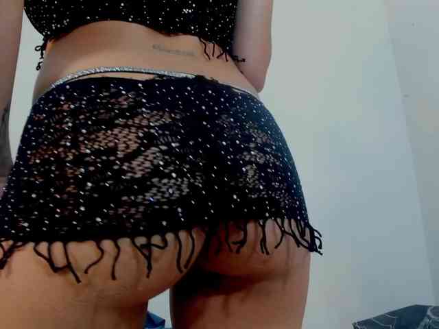 miaapons webcam