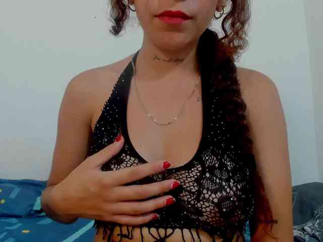 miaapons webcam