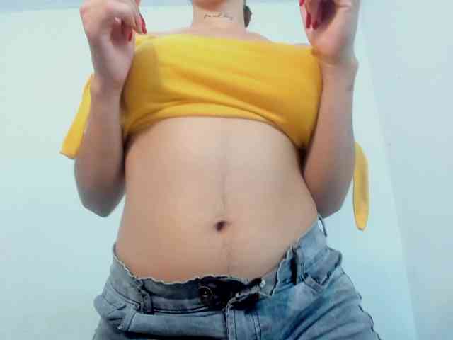 miaapons webcam