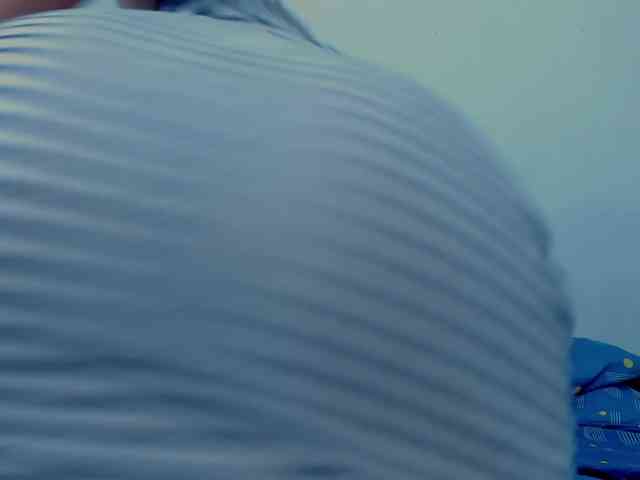 miaapons webcam
