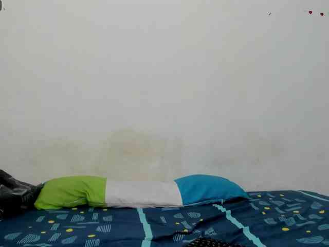 miaapons webcam