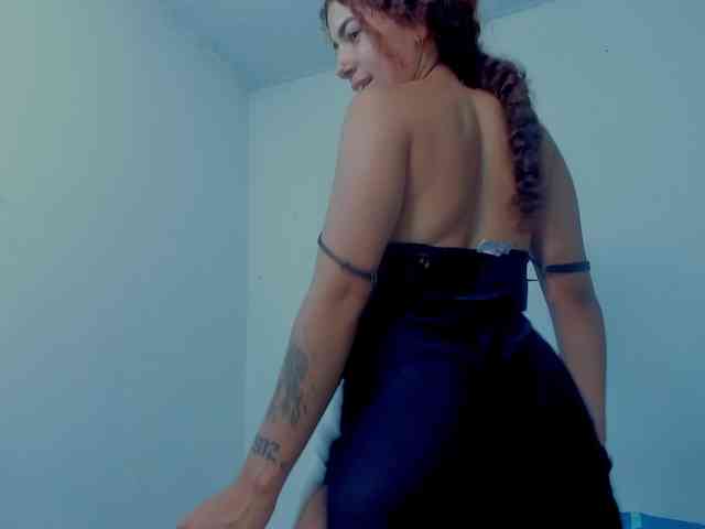 miaapons webcam