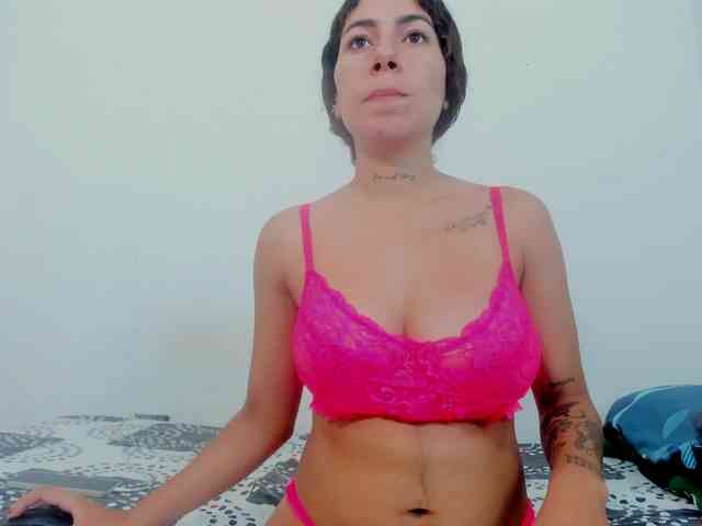miaapons webcam