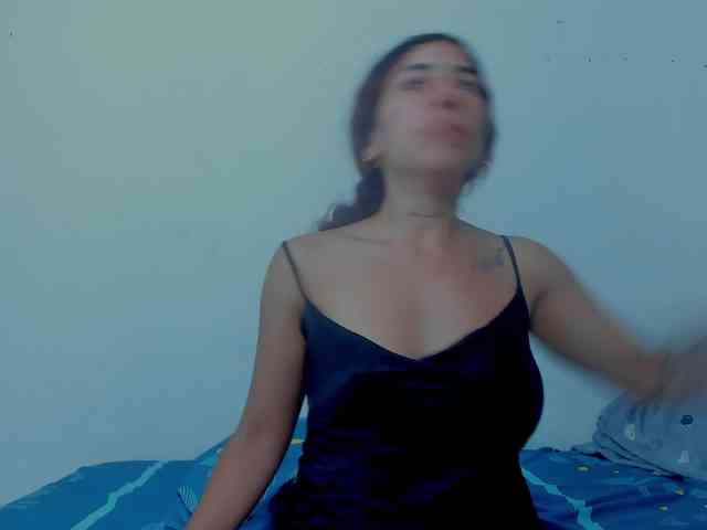 miaapons webcam