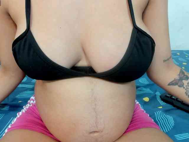 miaapons webcam