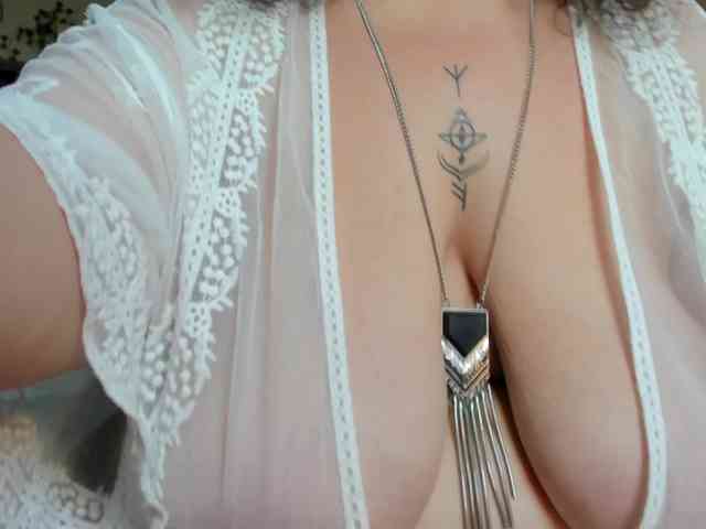 BohoBabeLexy webcam