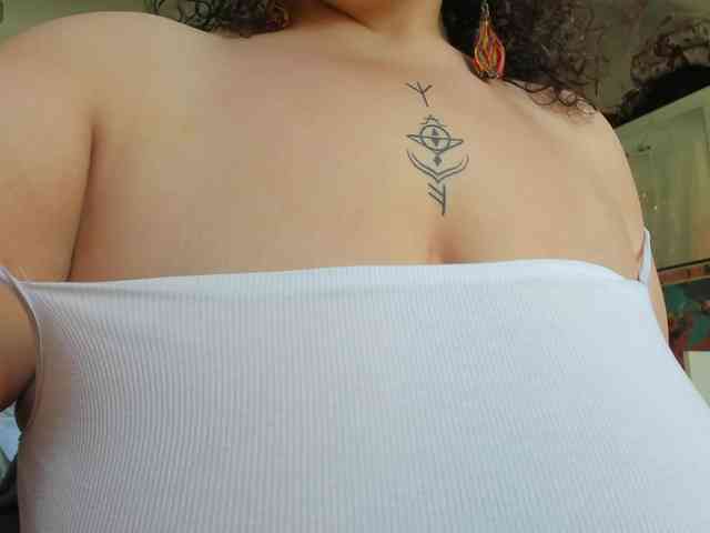 BohoBabeLexy webcam
