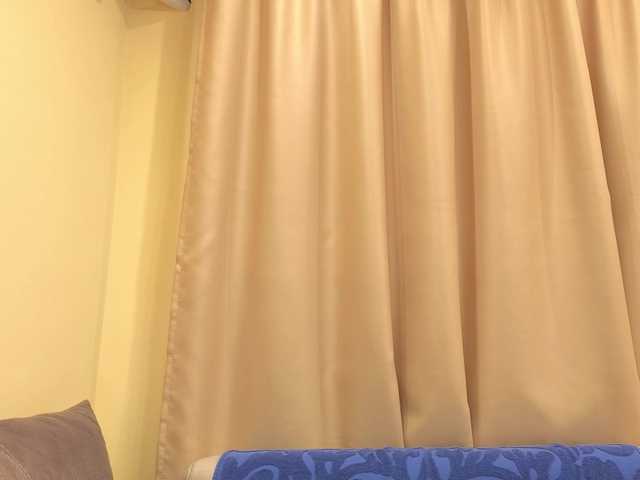 Onebigkiss live cam on BongaCams
