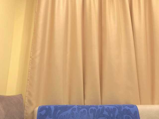 Onebigkiss live cam on BongaCams