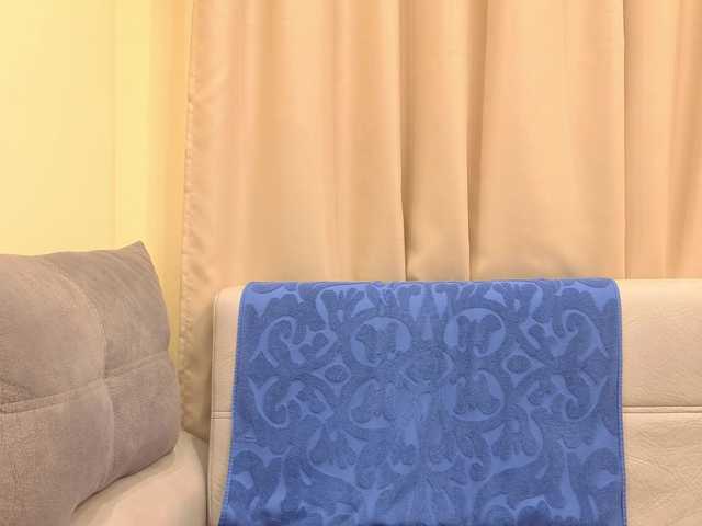 Onebigkiss live cam on BongaCams
