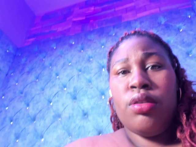 BloomBbw live cam on BongaCams
