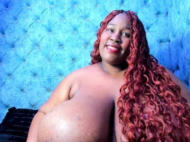 BloomBbw live cam on BongaCams