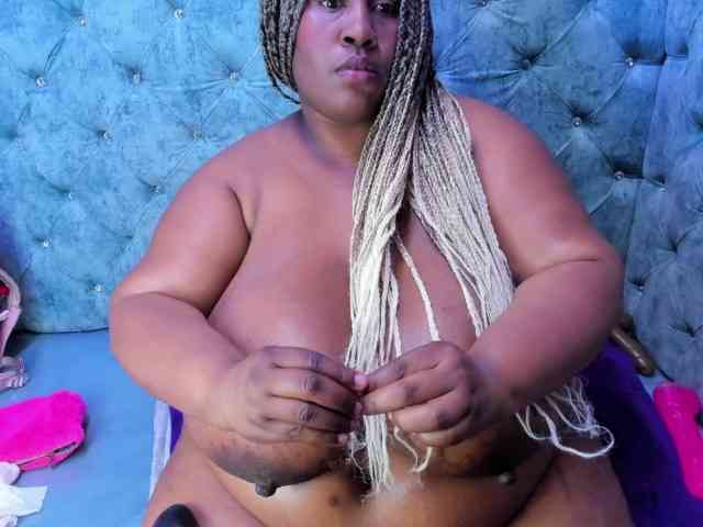 BloomBbw webcam
