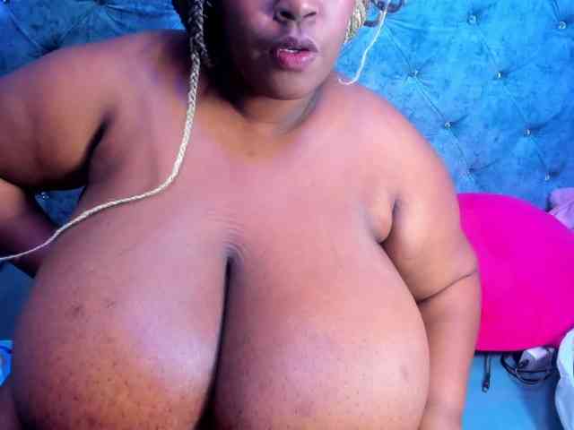 BloomBbw webcam