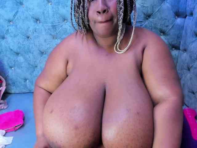 BloomBbw webcam
