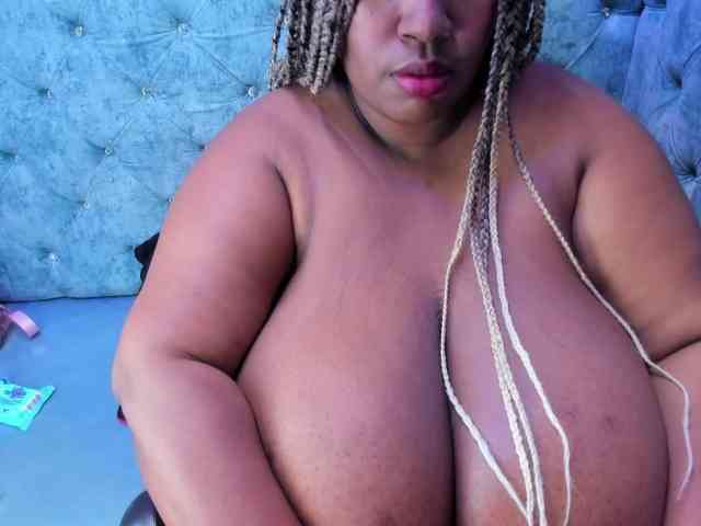 BloomBbw webcam