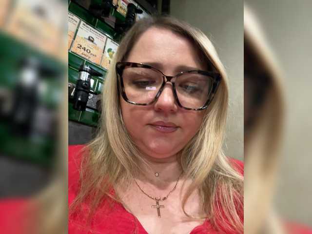 KiraMalina live cam