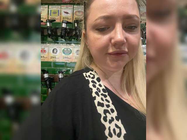 KiraMalina live cam on BongaCams