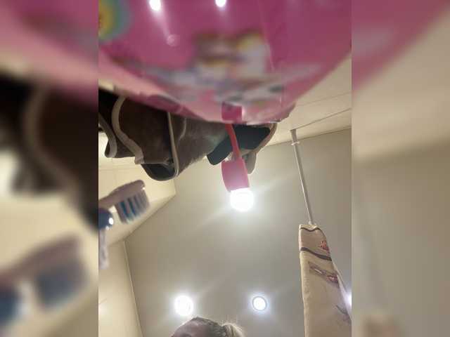 KiraMalina live cam on BongaCams