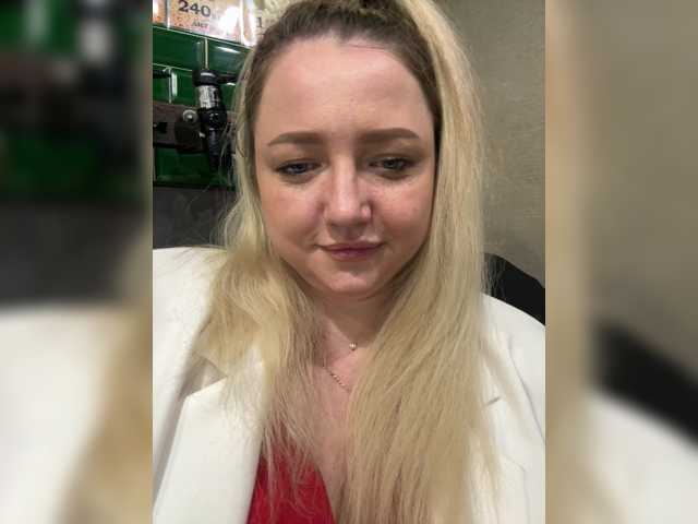 KiraMalina live cam on BongaCams