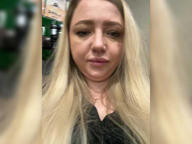 KiraMalina live cam on BongaCams