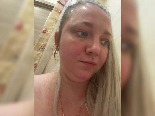 KiraMalina live cam on BongaCams