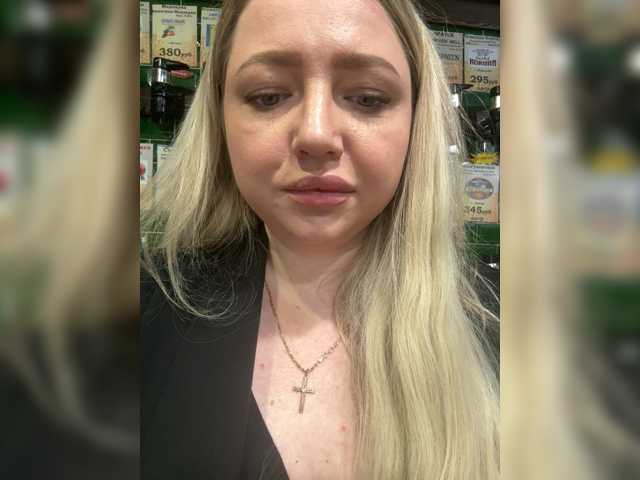 KiraMalina, live now on BongaCams