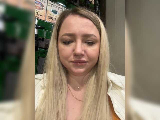 KiraMalina live cam on BongaCams