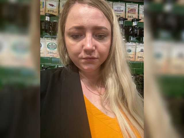 KiraMalina live cam preview