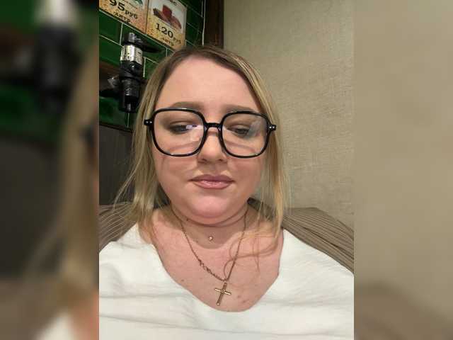 KiraMalina live cam on BongaCams