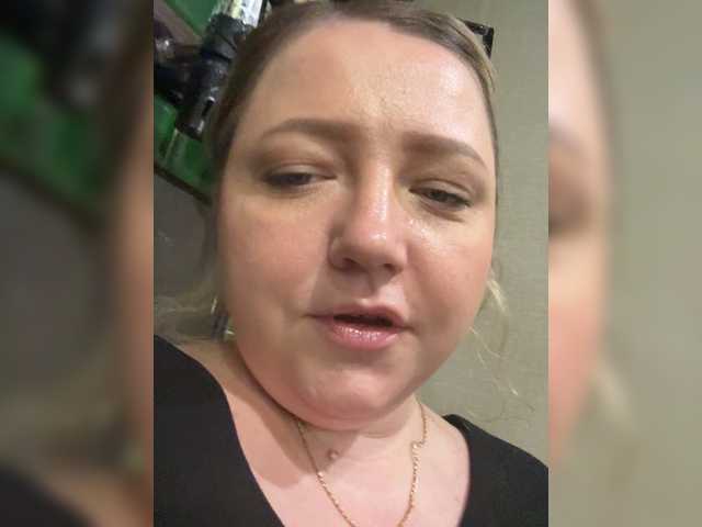KiraMalina live cam on BongaCams