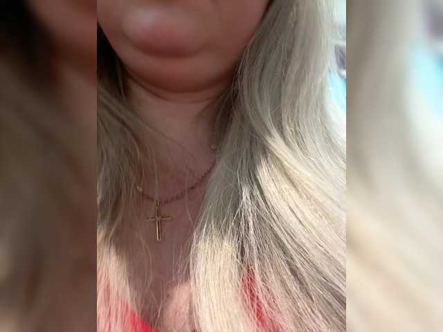 KiraMalina live cam on BongaCams