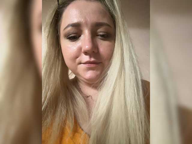 KiraMalina live cam on BongaCams