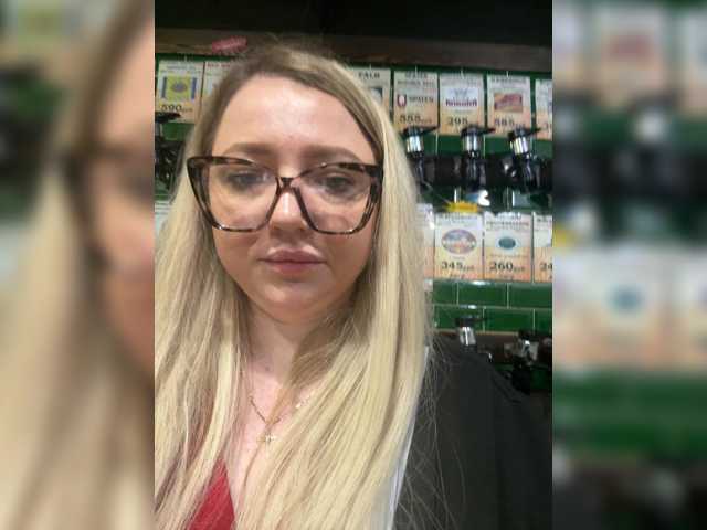 KiraMalina live cam on BongaCams